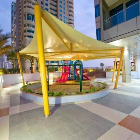1 Bed Apartment With Sea View, Pool, Gym & Free Parking In Dubai Marina Buitenkant foto